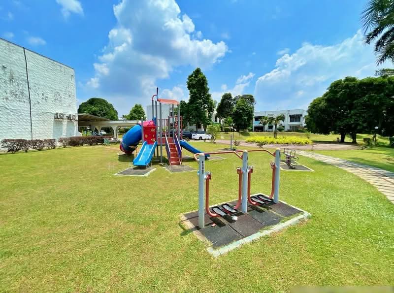 Rumah Banglo untuk Dijual di Country Heights (Kajang) - Hannee Tay - Exterior - PropertyGuru.com.my