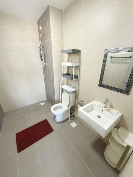 Servis Apartment untuk Disewa di Palmyra Residences - Eiffel Lai - Bathroom - PropertyGuru.com.my