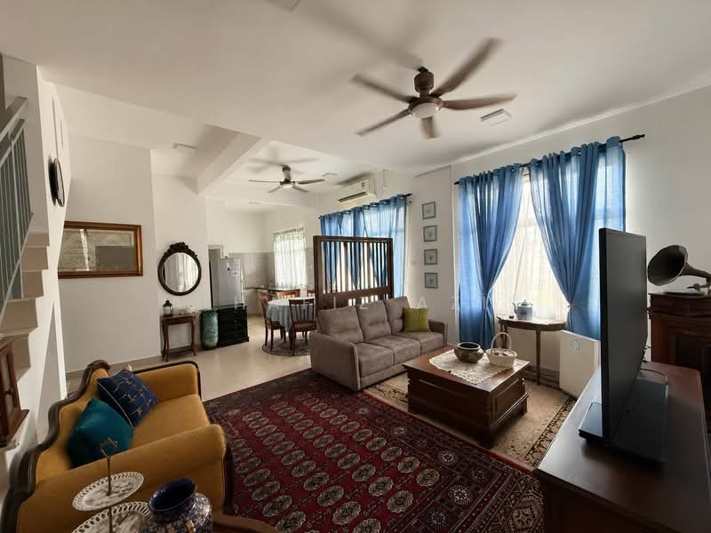Rumah Berkembar untuk Dijual di Kelapa Sawit (Kulai) - ALHAFIZ AZIS - Living Room - PropertyGuru.com.my