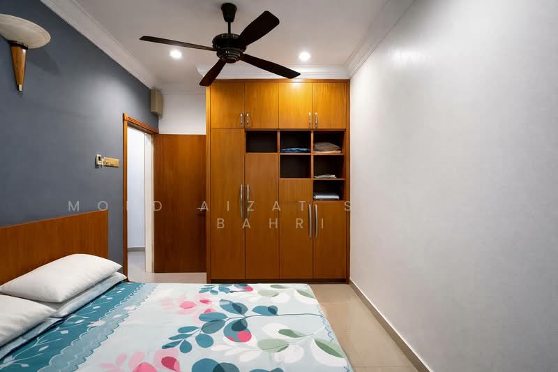 Semi-Detached House for Sale in Bandar Putra Permai (Seri Kembangan) - Mohd Aizat Saiful Bahri - PropertyGuru.com.my