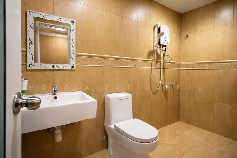 Semi-Detached House for Sale in Bandar Putra Permai (Seri Kembangan) - Mohd Aizat Saiful Bahri - PropertyGuru.com.my