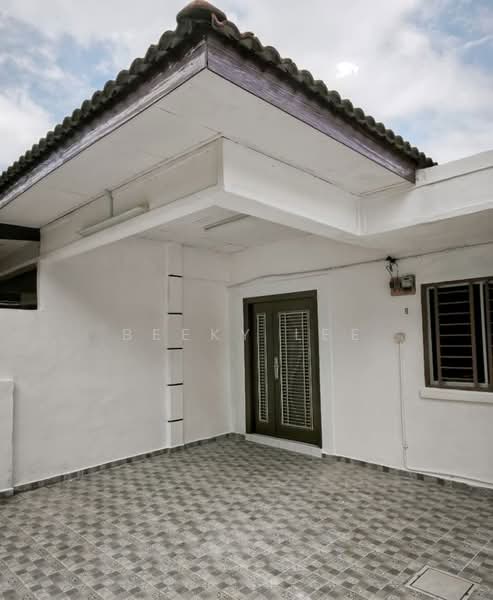 1-storey Terraced House for Sale in Kampar (Perak) - Beeky Lee - Exterior - PropertyGuru.com.my