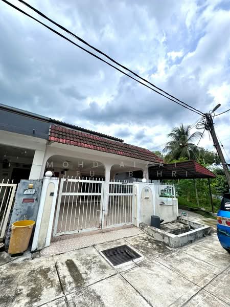 Rumah Teres 2 Tingkat untuk Dijual di Taman Permata (Ulu Kelang) - Mohd Aizat Saiful Bahri - Exterior - PropertyGuru.com.my