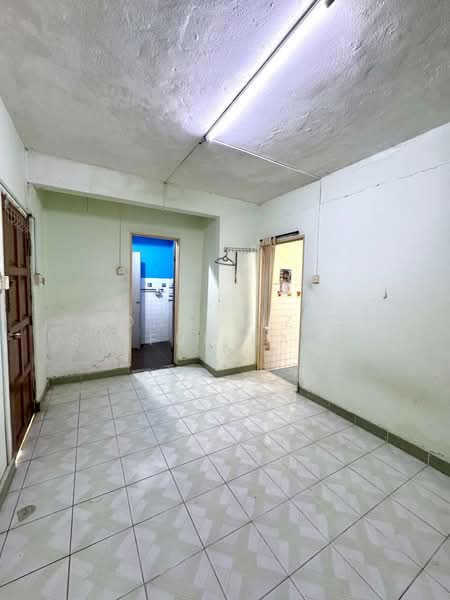 Rumah Teres 2 Tingkat untuk Dijual di Taman Permata (Ulu Kelang) - Mohd Aizat Saiful Bahri - Interior - PropertyGuru.com.my