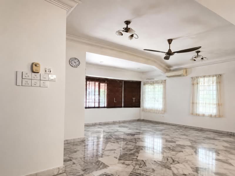 2-storey Terraced House for Sale in Usj 11 (Subang Jaya) - Angel Tan - Living Room - PropertyGuru.com.my