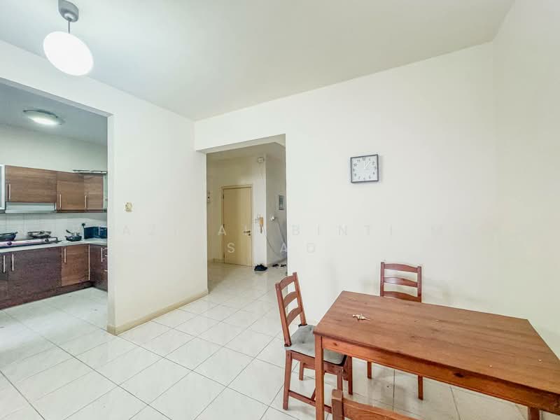 Condominium for Sale at Seri Maya Condominium - Norfazilah Binti Mohd Saad - Kitchen - PropertyGuru.com.my