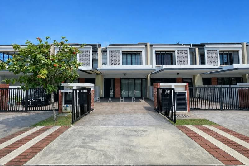 Terraced House for Sale in Elmina (Shah Alam) - Mohd Aizat Saiful Bahri - Exterior - PropertyGuru.com.my