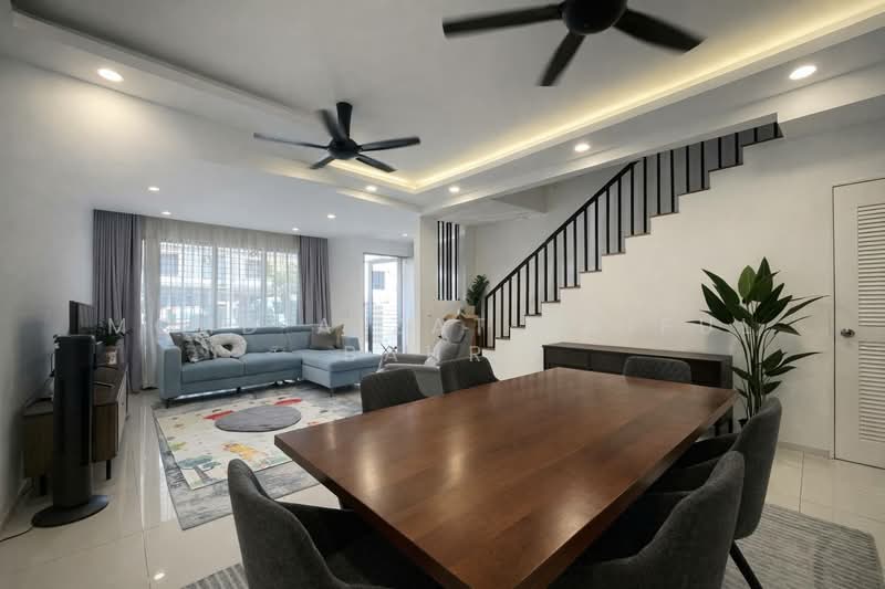 Terraced House for Sale in Elmina (Shah Alam) - Mohd Aizat Saiful Bahri - Living Room - PropertyGuru.com.my
