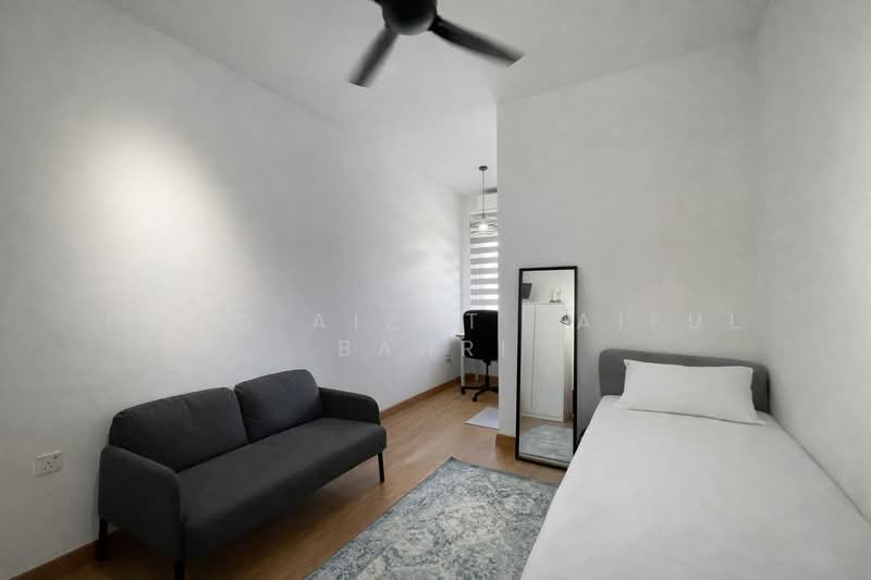 Terraced House for Sale in Elmina (Shah Alam) - Mohd Aizat Saiful Bahri - Bedroom - PropertyGuru.com.my