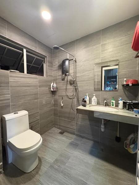 Rumah Teres 2-Tingkat untuk Dijual di Bandar Bukit Puchong 2 (Puchong) - Ray Lee - Bathroom - PropertyGuru.com.my