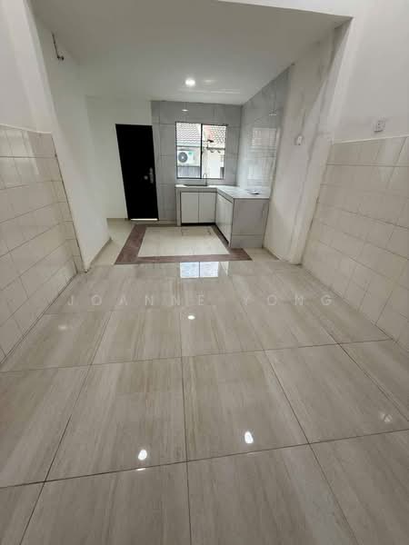 Rumah Teres 1 Tingkat untuk Dijual di Johor Bahru (Johor) - Joanne Yong - Kitchen - PropertyGuru.com.my