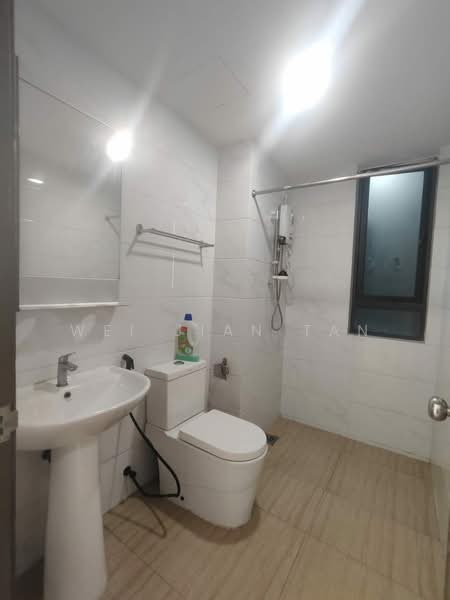 Service Residence for Rent at Country Garden Central Park - Wei Jian Tan - Bathroom - PropertyGuru.com.my