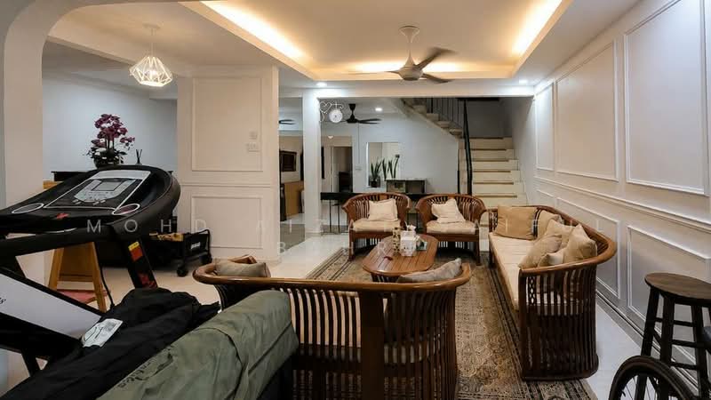 Rumah Teres 2 Tingkat untuk Dijual di Ampang Jaya (Ampang) - Mohd Aizat Saiful Bahri - Living Room - PropertyGuru.com.my