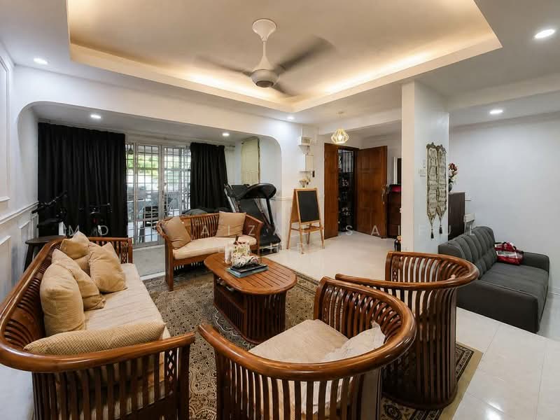 Rumah Teres 2 Tingkat untuk Dijual di Ampang Jaya (Ampang) - Mohd Aizat Saiful Bahri - Living Room - PropertyGuru.com.my
