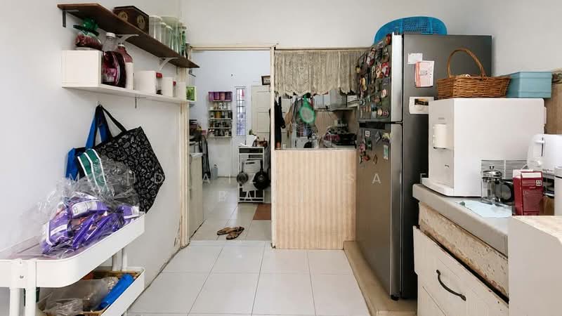 Rumah Teres 2 Tingkat untuk Dijual di Ampang Jaya (Ampang) - Mohd Aizat Saiful Bahri - Kitchen - PropertyGuru.com.my