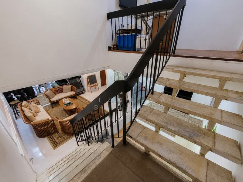 Rumah Teres 2 Tingkat untuk Dijual di Ampang Jaya (Ampang) - Mohd Aizat Saiful Bahri - Living Room - PropertyGuru.com.my