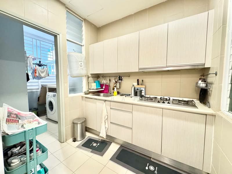 Kondominium untuk Dijual di Sri Putramas III / Royal Regent - Xue Bajis - Kitchen - PropertyGuru.com.my