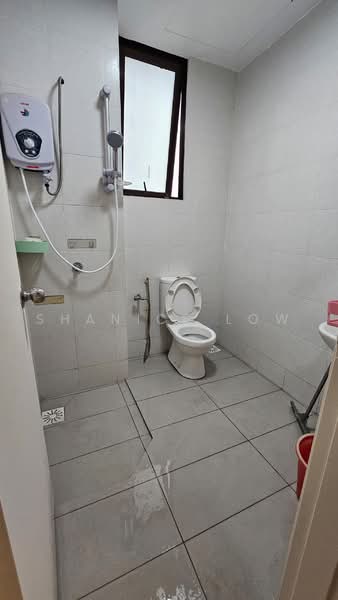 Kondominium untuk Disewa di Serin Residency - Shanice Low - Bathroom - PropertyGuru.com.my