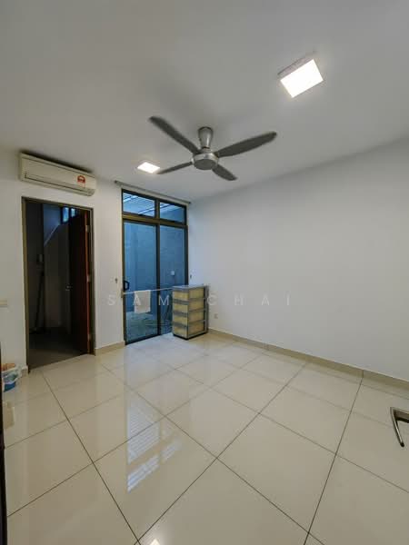 Cluster House for Sale in Taman Sutera Utama (Skudai) - Sam Chai - Interior - PropertyGuru.com.my