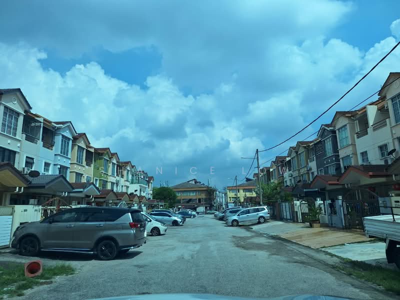 Rumah Teres 2.5 Tingkat untuk Dijual di Taman Puchong Impian (Puchong) - Shanice Low - Exterior - PropertyGuru.com.my