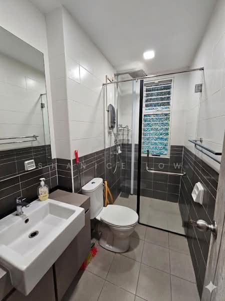 2-storey Terraced House for Sale in Taman Putra Impiana (Puchong) - Shanice Low - Bathroom - PropertyGuru.com.my