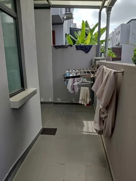 2-storey Terraced House for Rent in Kajang East (Semenyih) - Ken Lim - Balcony - PropertyGuru.com.my