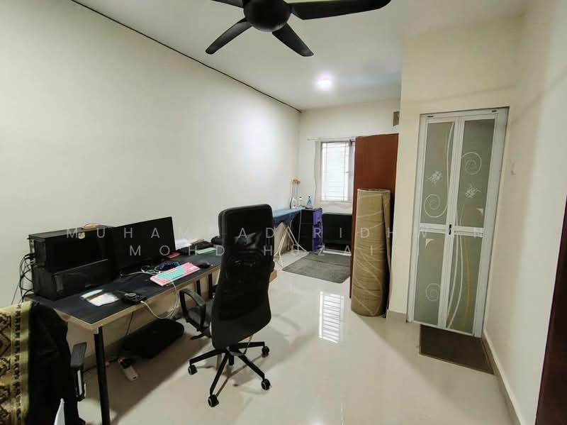 Rumah Teres 2.5 Tingkat untuk Dijual di Ampang Jaya (Ampang) - Muhammad Ridhwan Mohd Huzairi - Study - PropertyGuru.com.my