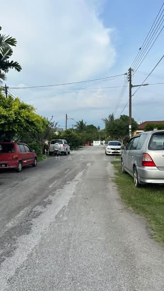 Rumah Berkembar untuk Dijual di Bandar Baru Bangi (Selangor) - Hamdan Ghazali - Exterior - PropertyGuru.com.my