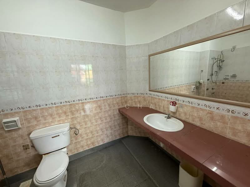 Rumah Teres 2 Tingkat untuk Dijual di Taman Impian Emas (Skudai) - Sam Chai - Bathroom - PropertyGuru.com.my