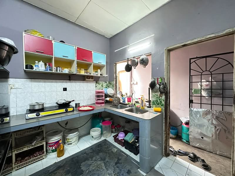 Terraced House for Sale in Rawang (Selangor) - David Lim - Kitchen - PropertyGuru.com.my