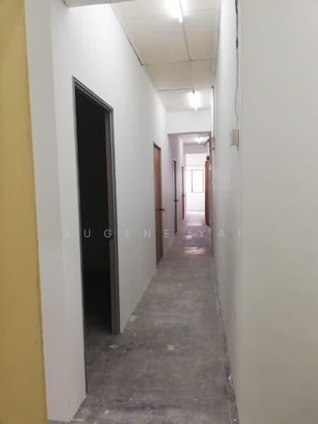 Office for Rent in Taman Sri Bintang (Kepong) - Eugene Yap - Corridor - PropertyGuru.com.my