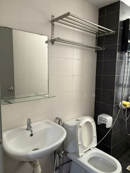 Service Residence for Sale at Subang Soho (One Soho) - Bonie Tan - PropertyGuru.com.my