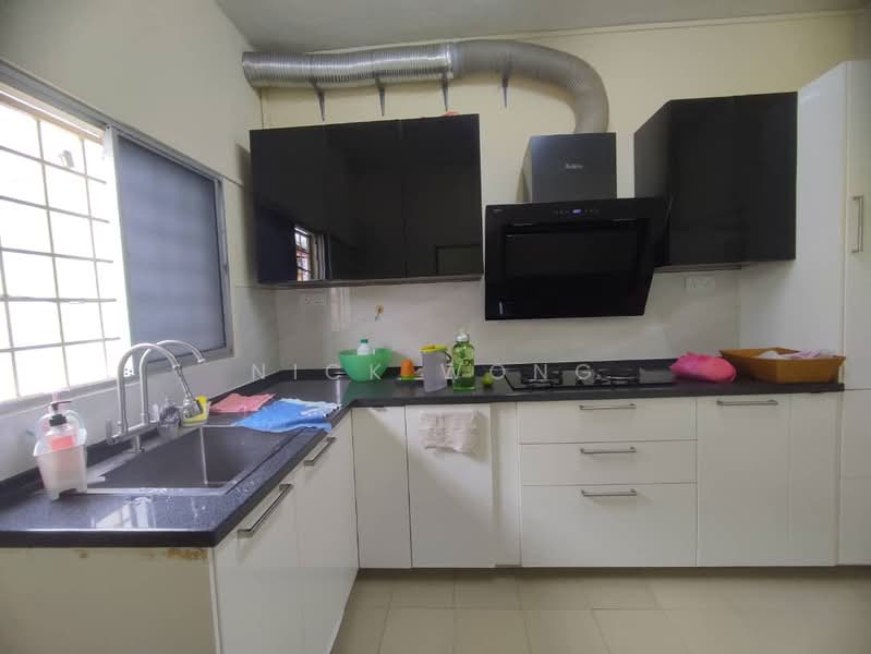 Rumah Teres 2 Tingkat untuk Dijual di Taman Sungai Besi Indah (Seri Kembangan) - Nick Wong - Kitchen - PropertyGuru.com.my