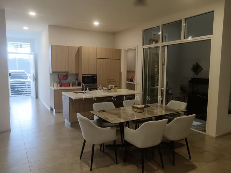 Rumah Teres 3 Tingkat untuk Dijual di Seri Kembangan (Selangor) - Even Chong - PropertyGuru.com.my