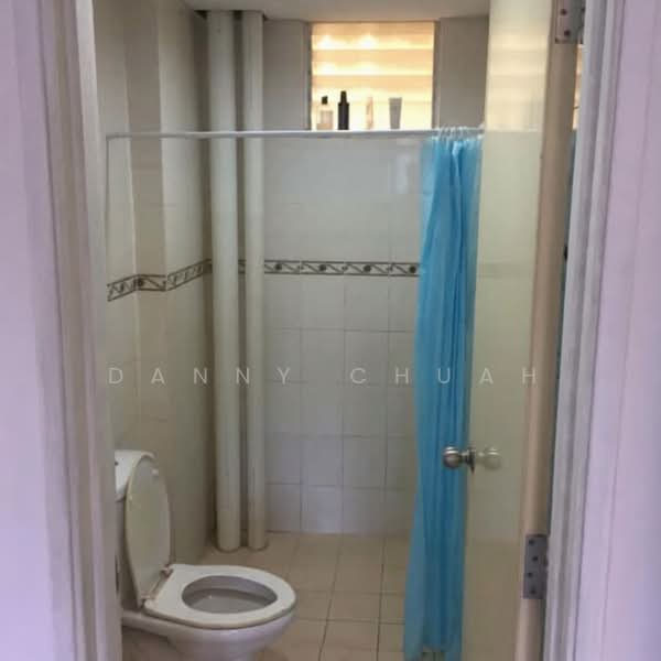 Pangsapuri untuk Dijual di Damansara Sutera - Danny Chuah - Bathroom - PropertyGuru.com.my
