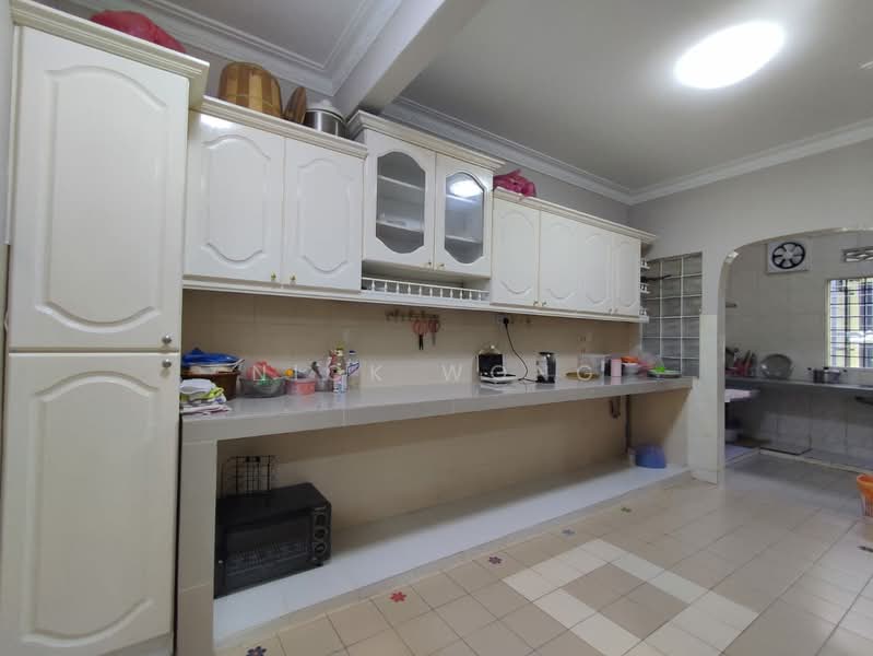 Rumah Teres 2 Tingkat untuk Dijual di Taman Serdang Jaya (Seri Kembangan) - Nick Wong - Kitchen - PropertyGuru.com.my
