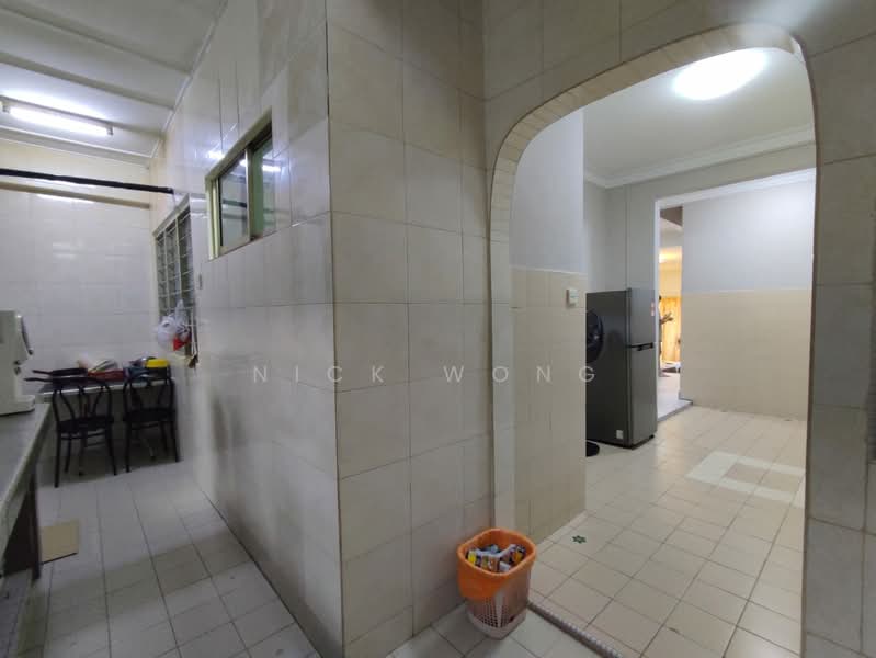 Rumah Teres 2 Tingkat untuk Dijual di Taman Serdang Jaya (Seri Kembangan) - Nick Wong - Kitchen - PropertyGuru.com.my
