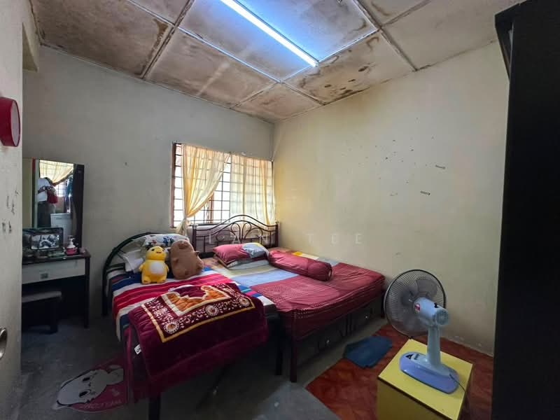 2-storey Terraced House for Sale in Johor Bahru (Johor) - Alan Tee - Bedroom - PropertyGuru.com.my