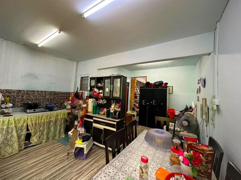 2-storey Terraced House for Sale in Johor Bahru (Johor) - Alan Tee - Kitchen - PropertyGuru.com.my