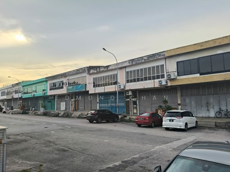 Terrace Factory for Sale in Bandar Bukit Puchong 2 (Puchong) - Edmund Chan - Exterior - PropertyGuru.com.my