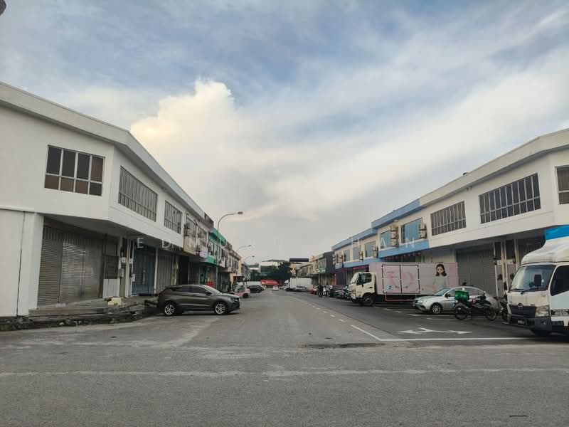 Terrace Factory for Sale in Bandar Bukit Puchong 2 (Puchong) - Edmund Chan - Exterior - PropertyGuru.com.my