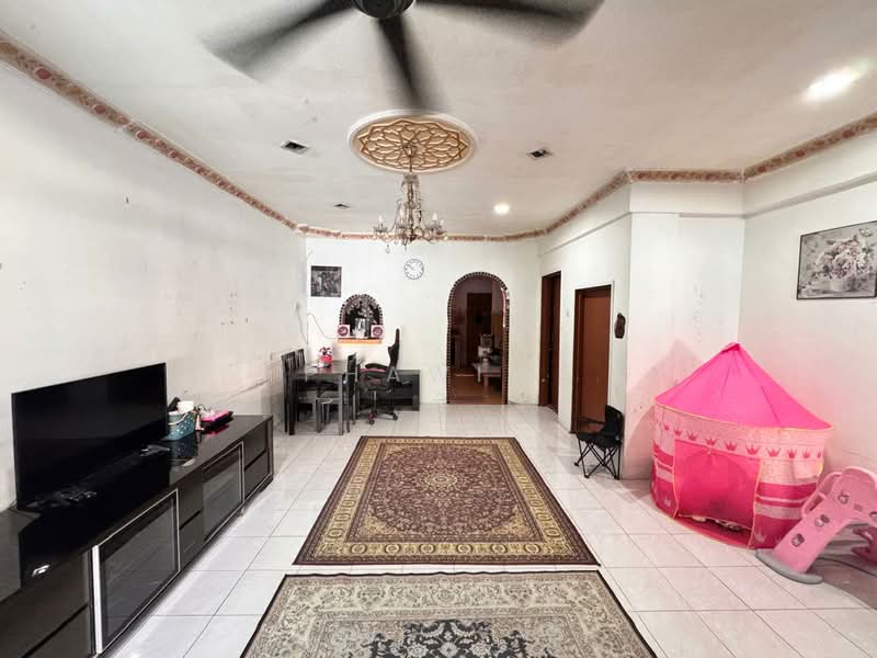 Rumah Teres 2-Tingkat untuk Dijual di Puchong (Selangor) - PHAWI . - Living Room - PropertyGuru.com.my