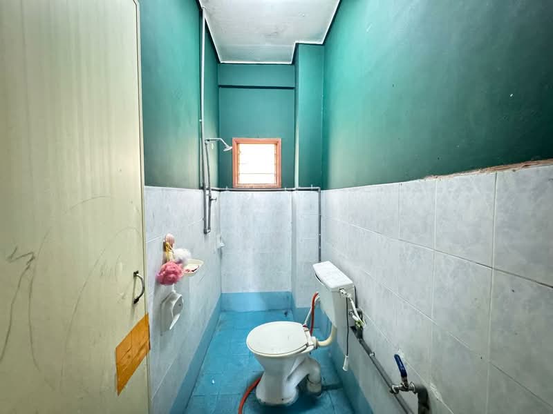 Rumah Teres 2-Tingkat untuk Dijual di Puchong (Selangor) - PHAWI . - Bathroom - PropertyGuru.com.my