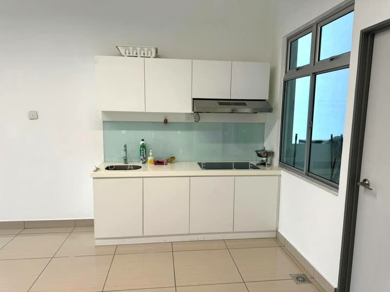 Service Residence for Sale at Manhattan - Daphne Lee - Kitchen - PropertyGuru.com.my