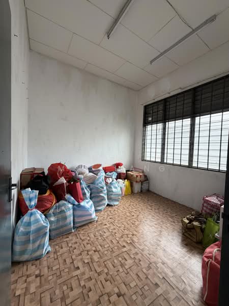 Rumah Teres 1 Tingkat untuk Dijual di Taman Lip Sin (Sungai Dua) - Ms Chang - PropertyGuru.com.my