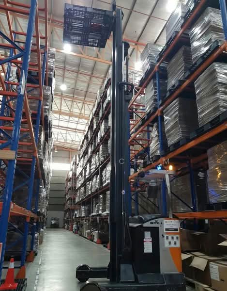 Warehouse for Rent in Subang Hi-Tech Industrial Park (Subang Jaya) - Tony Cham - PropertyGuru.com.my