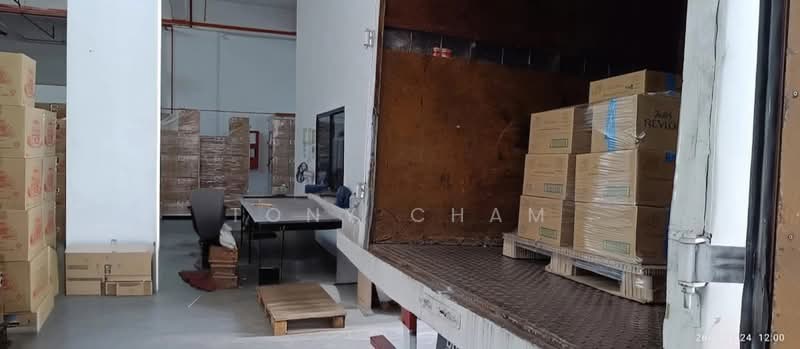 Warehouse for Rent in Subang Hi-Tech Industrial Park (Subang Jaya) - Tony Cham - Interior - PropertyGuru.com.my
