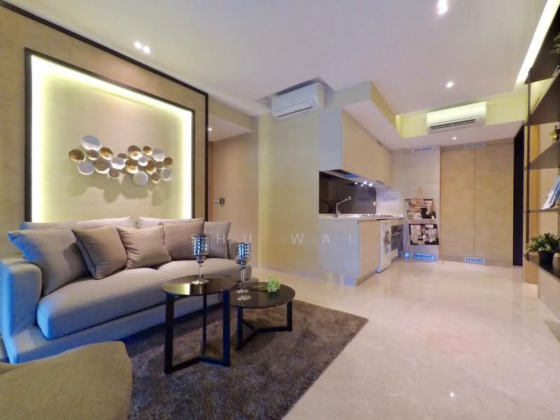Townhouse for Sale in Taman Bukit Serdang (Seri Kembangan) - Shu Wai - Living Room - PropertyGuru.com.my