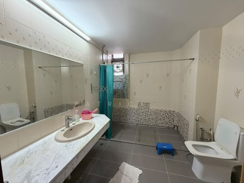 Semi-Detached House for Sale in George Town (Penang) - Patrick . - Bathroom - PropertyGuru.com.my