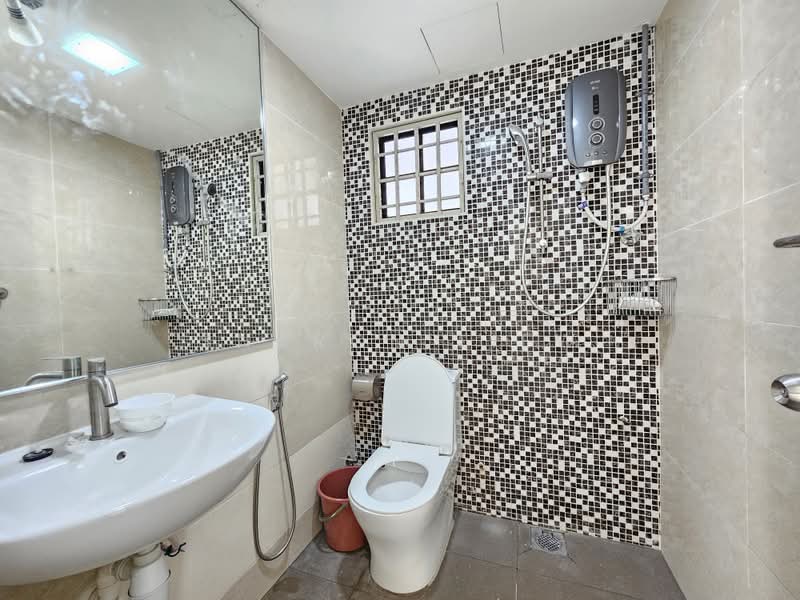 Kondominium untuk Disewa di Abadi Villa - Sharon Liew - Bathroom - PropertyGuru.com.my
